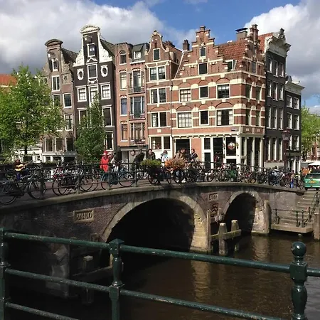 Houseboat Prinsengracht Botel *